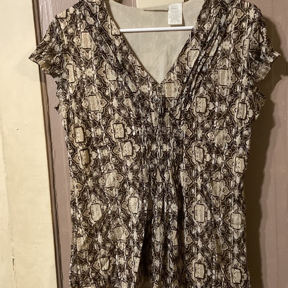 Patterned Blouse - Picture 4 of 5